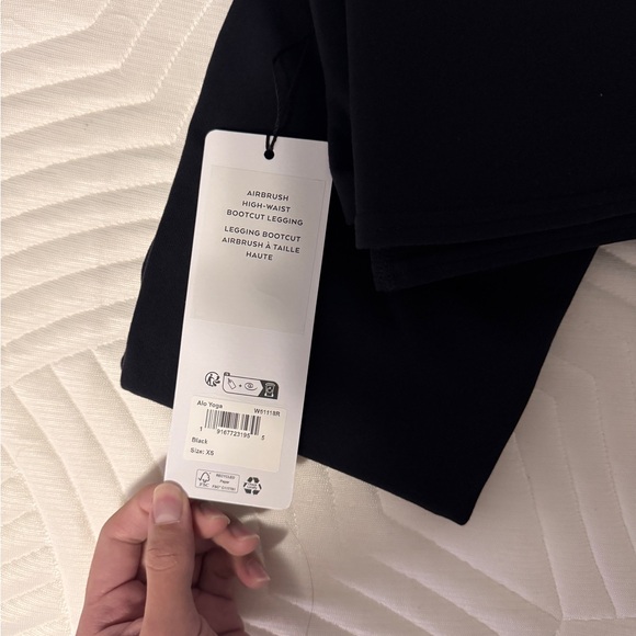 ALO Yoga Black set - Picture 3 of 7